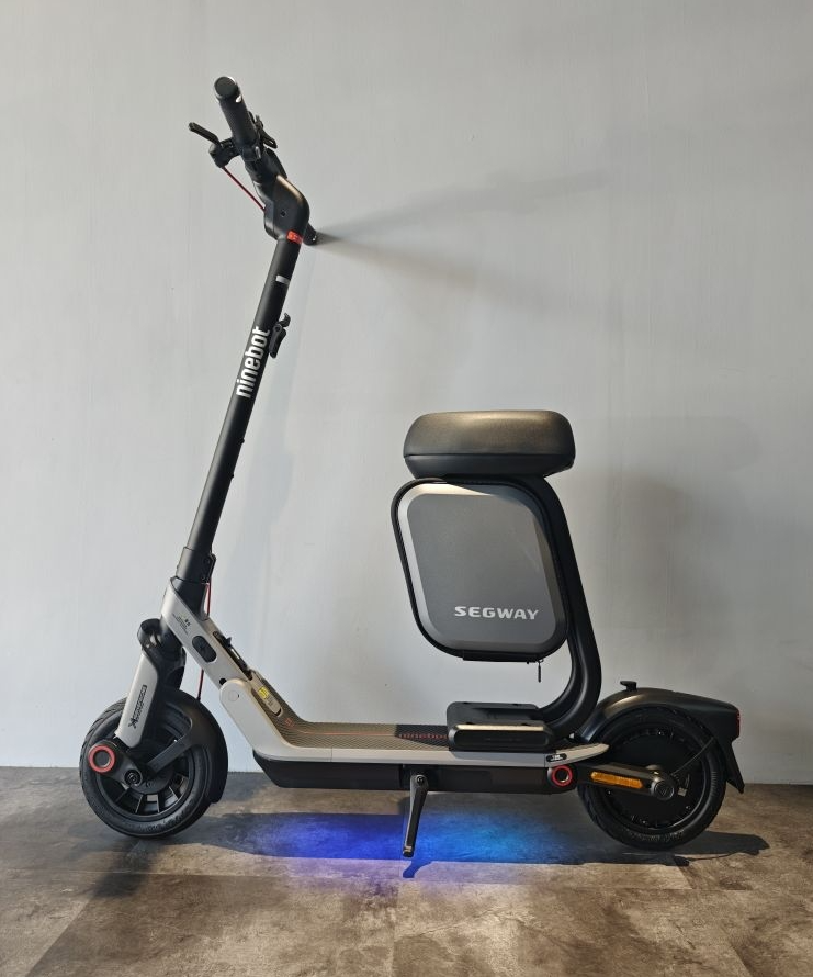 Segway Ninebot E3/E3 Pro Seat: Upgrade for commuters