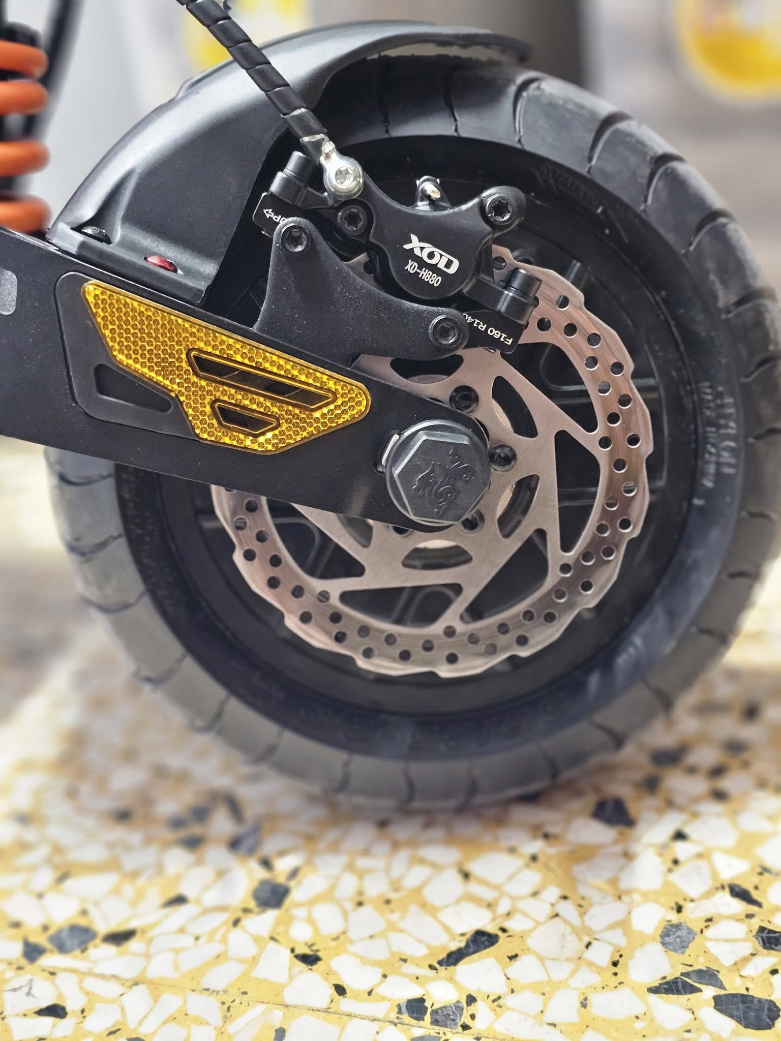 Pneu route plus large KuKirin G2 Master : adhérence et confort